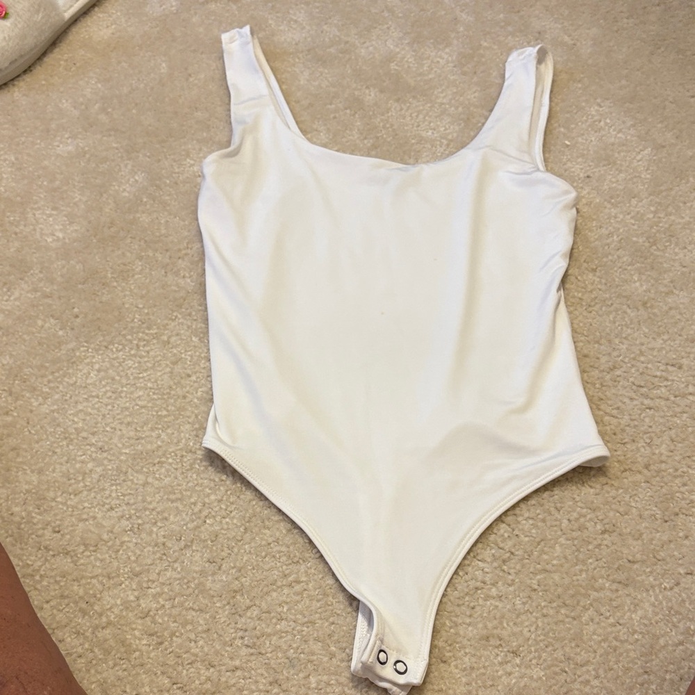 Express Woman’s Cream Bodysuit